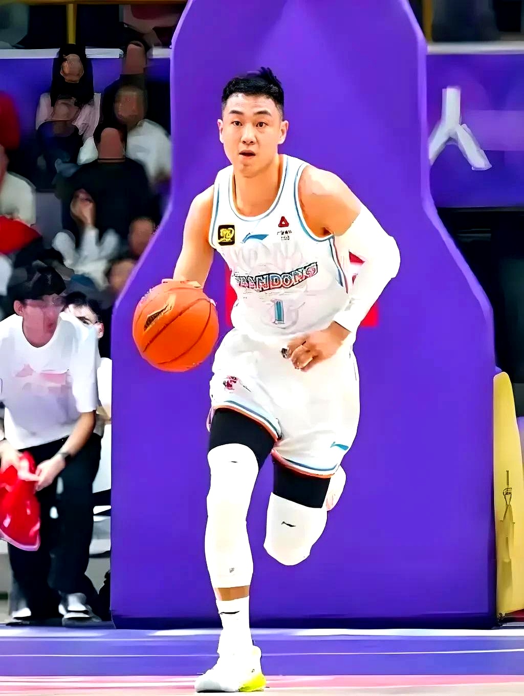 赛后足总杯焦点战，山东男篮状态回暖，媒体盛赞，赛季目标并未改变的简单介绍